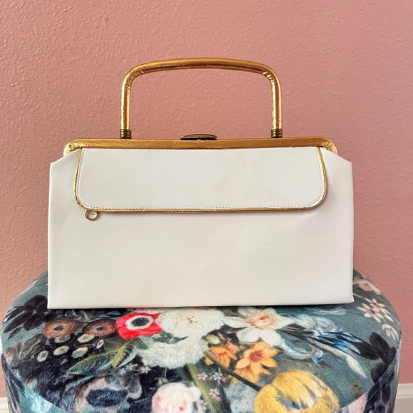 Vintage White Faux Leather Handbag with Gold-Toned Hardware and Trim - Picture 1 of 6